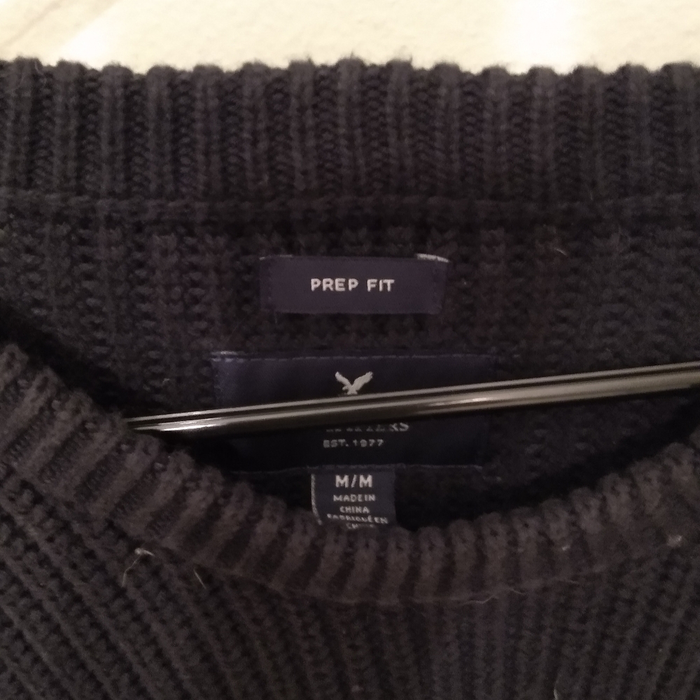 American Eagle sweater